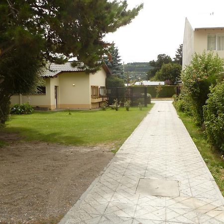 Aparthotel Departamentos Ailen Esquel Exteriér fotografie
